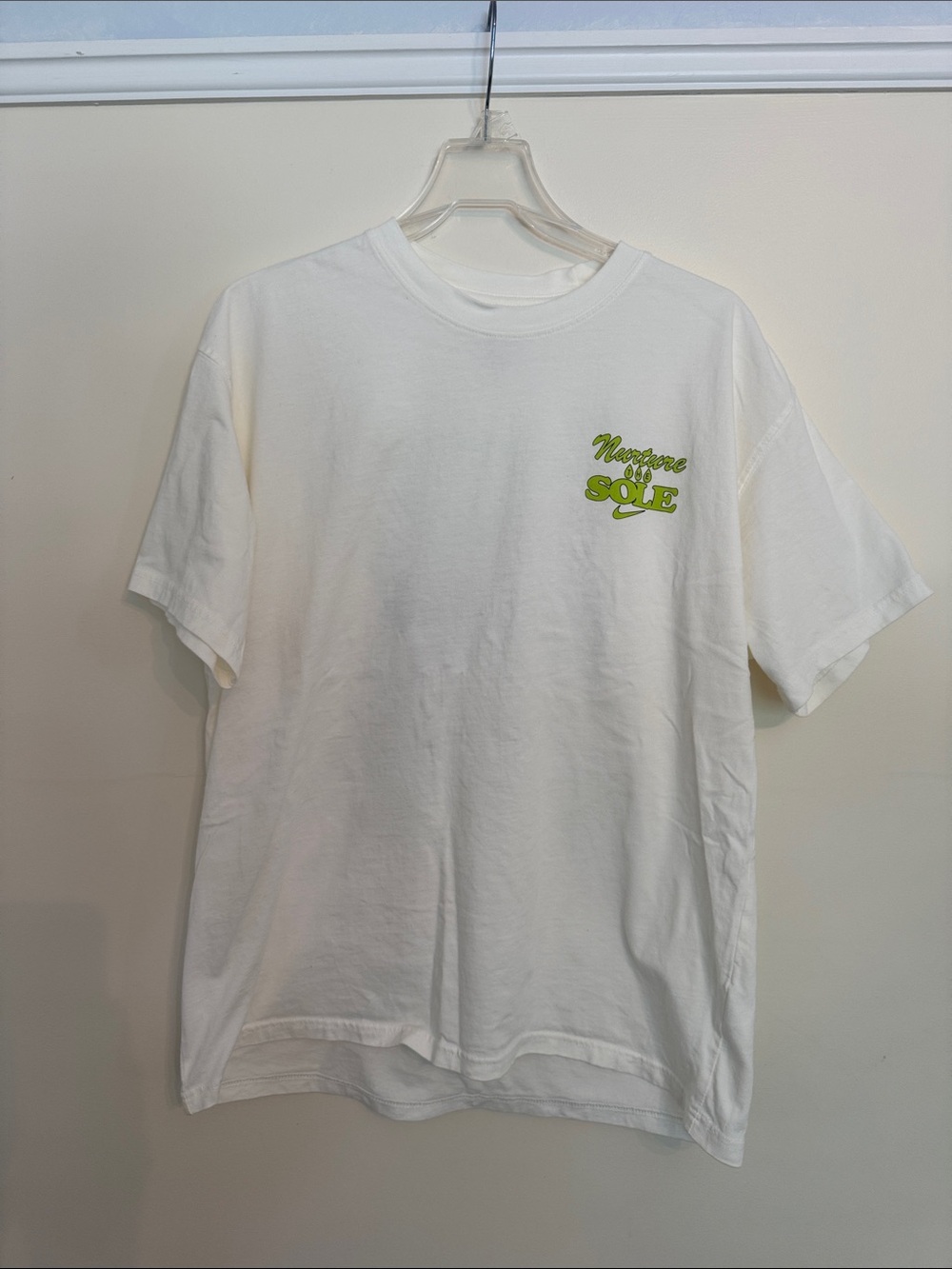 BUNDLE- Nike Graphic Tees - Picture 14 of 16